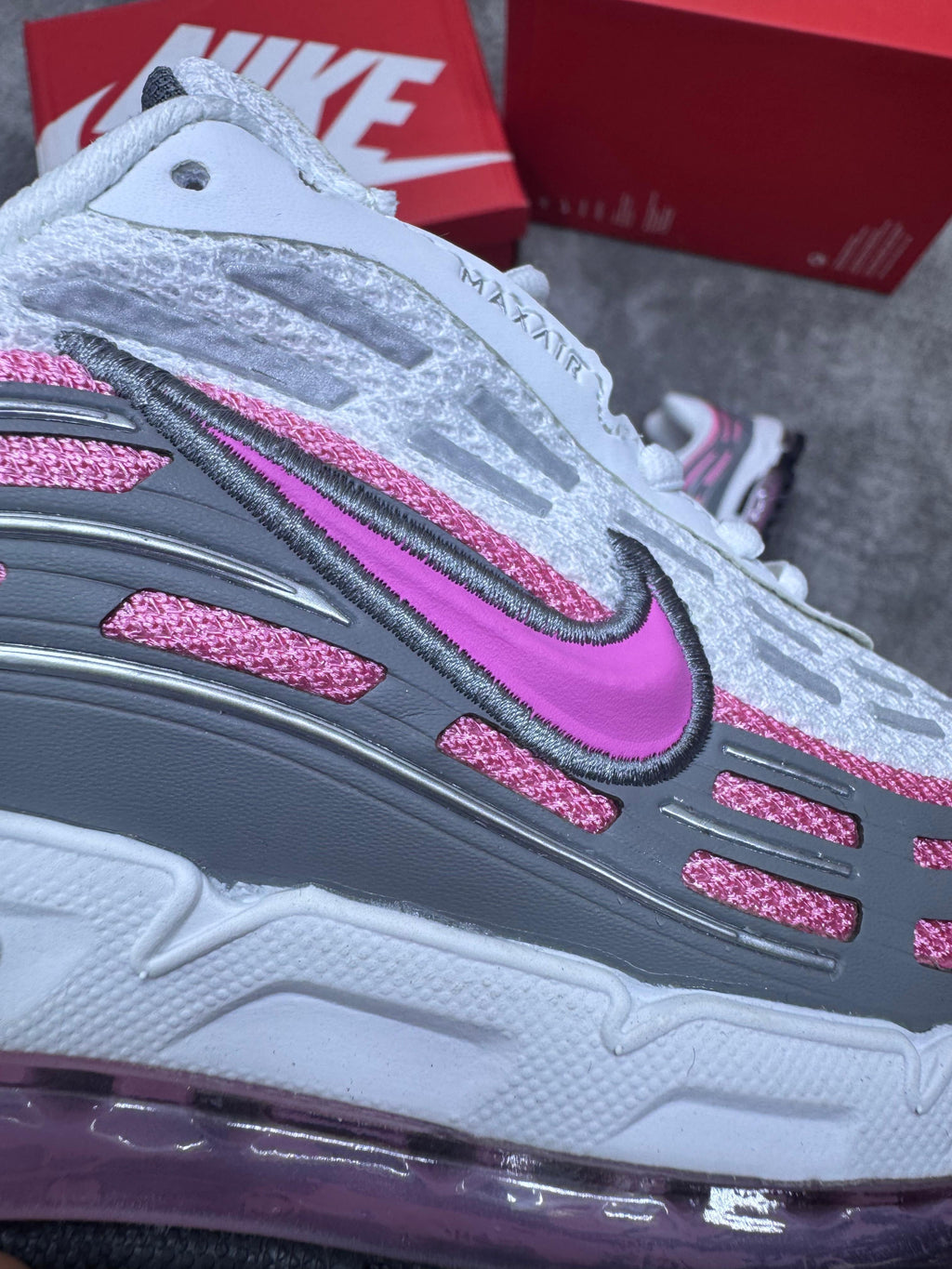 NIKE AIR MAX TL