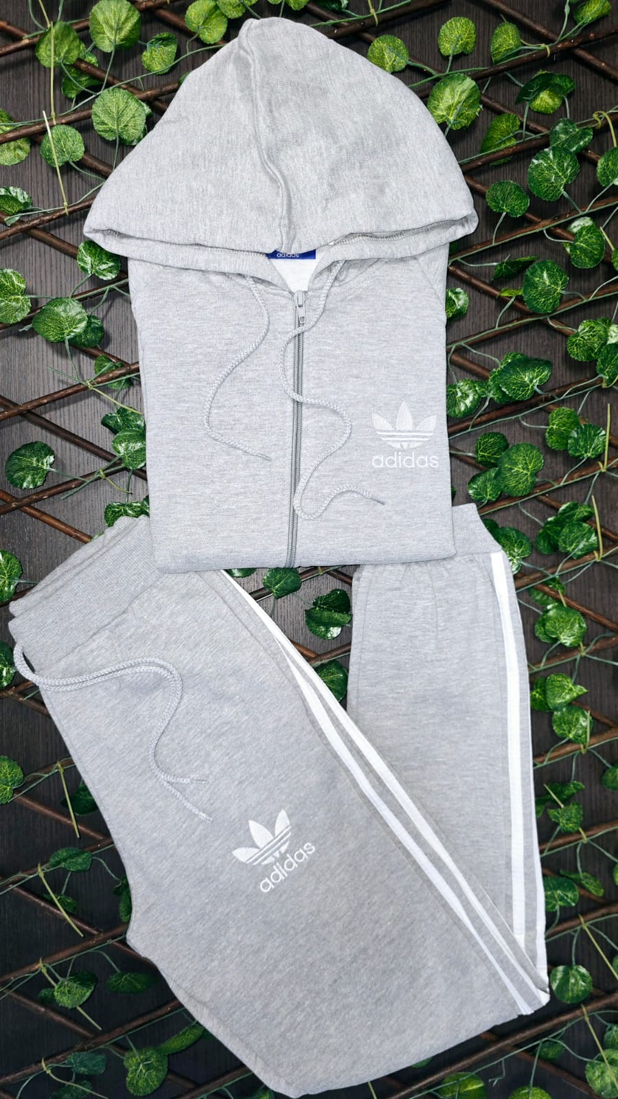 Chándal Adidas Gris