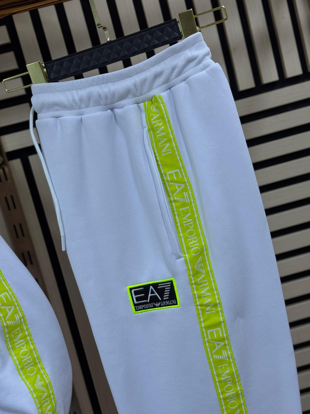 Chándal Emporio Armani Blanco y Amarillo