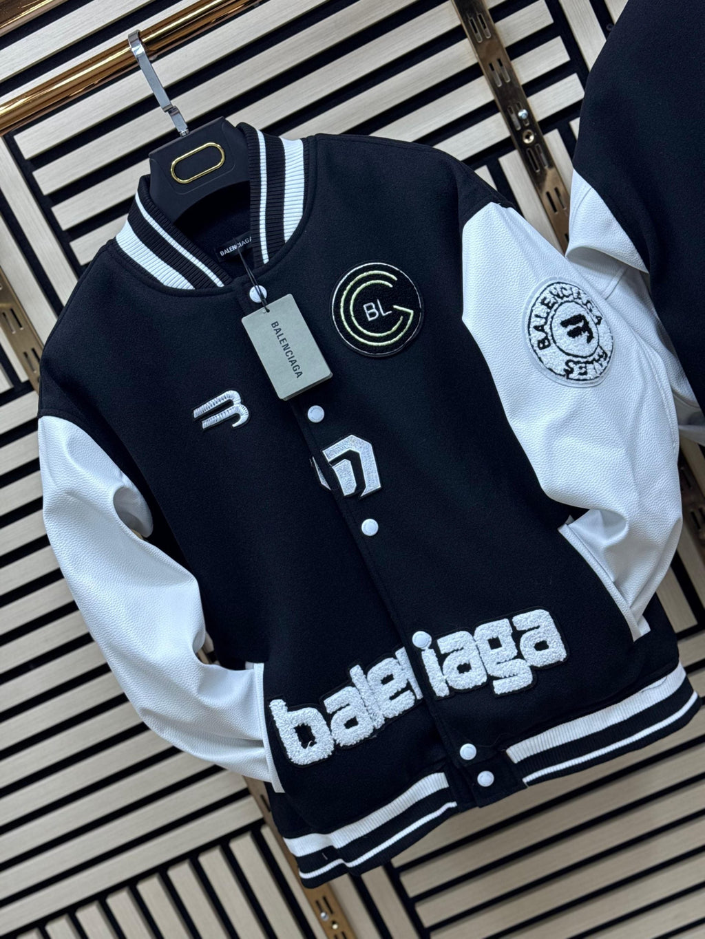 CHAQUETA BALENCIAGA MAX calidad