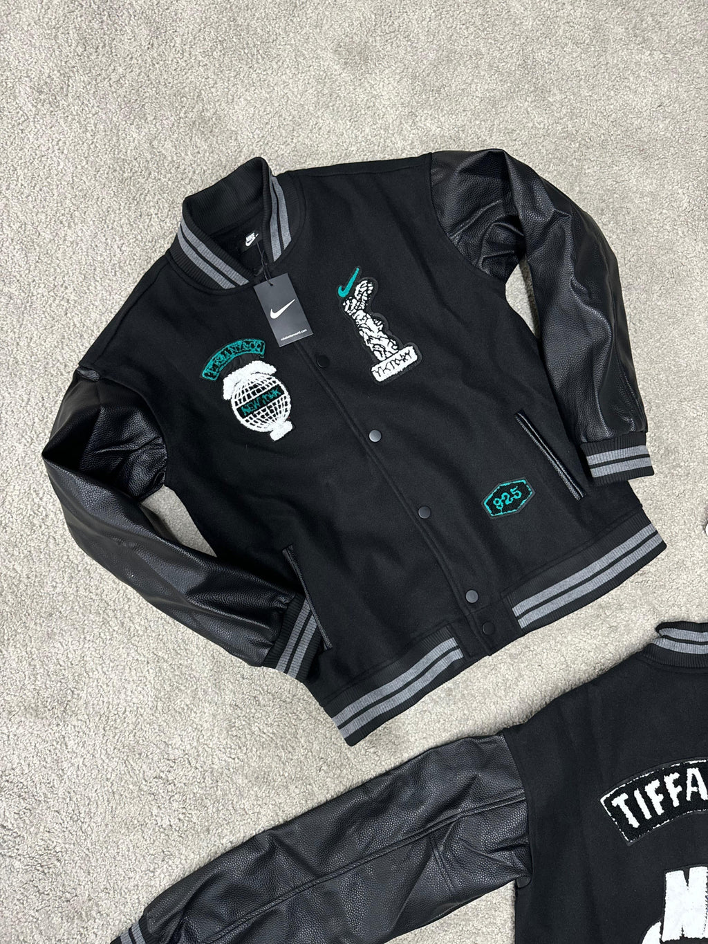 CHAQUETA Nike TIFANNY & CO