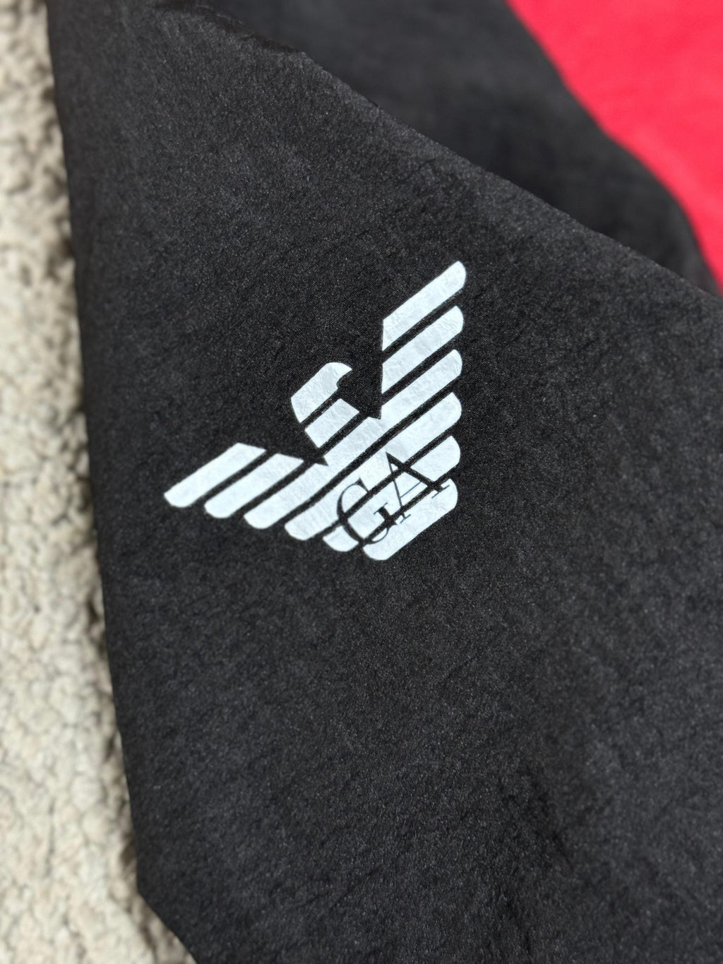Chándal Emporio Armani Negro y Rojo