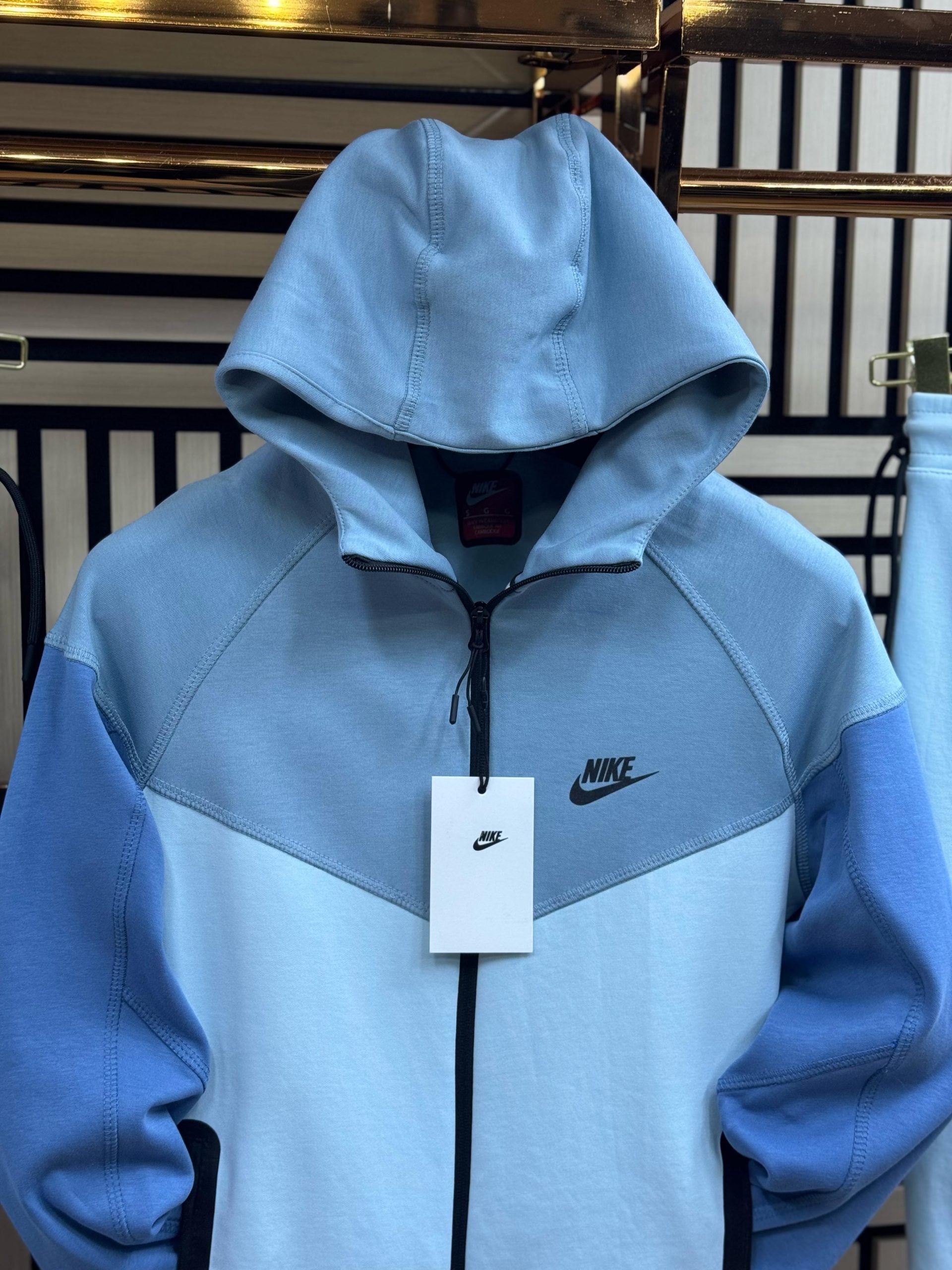 Chandal Nike Tech Fleece Azul Claro