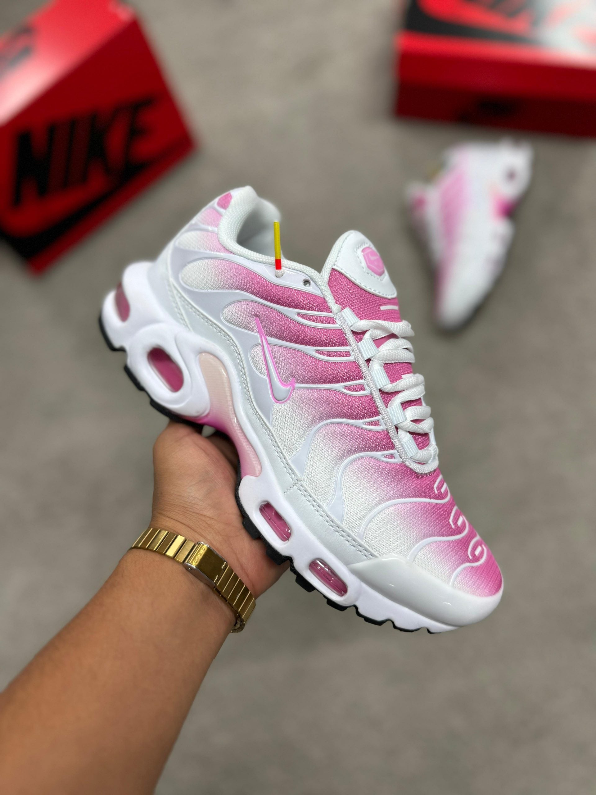 NIKE TN multicolor (MÁXIMA CALIDAD)