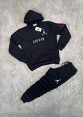 Chandal Jordan negro