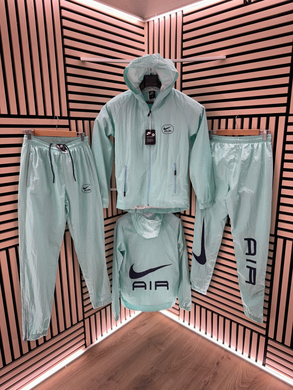 Chandal nike air verde claro
