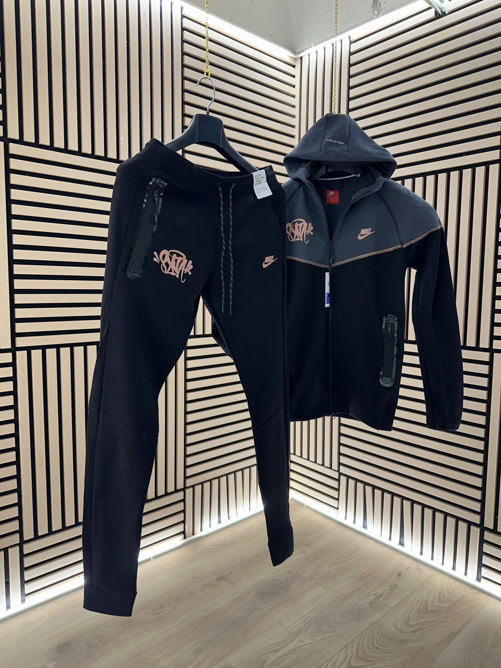 Chandal Nike Tech Fleece X Syna