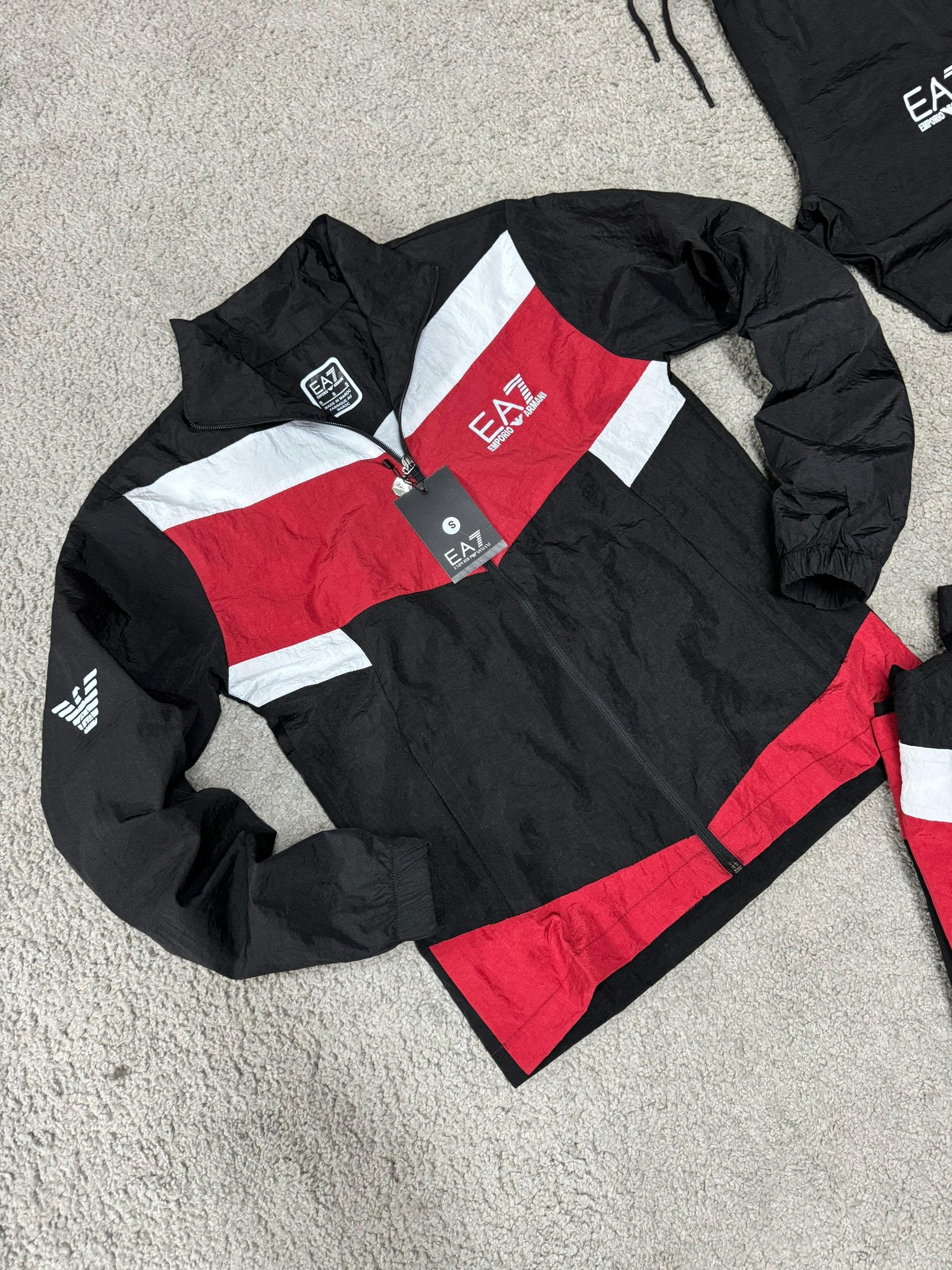 Chándal Emporio Armani Negro y Rojo