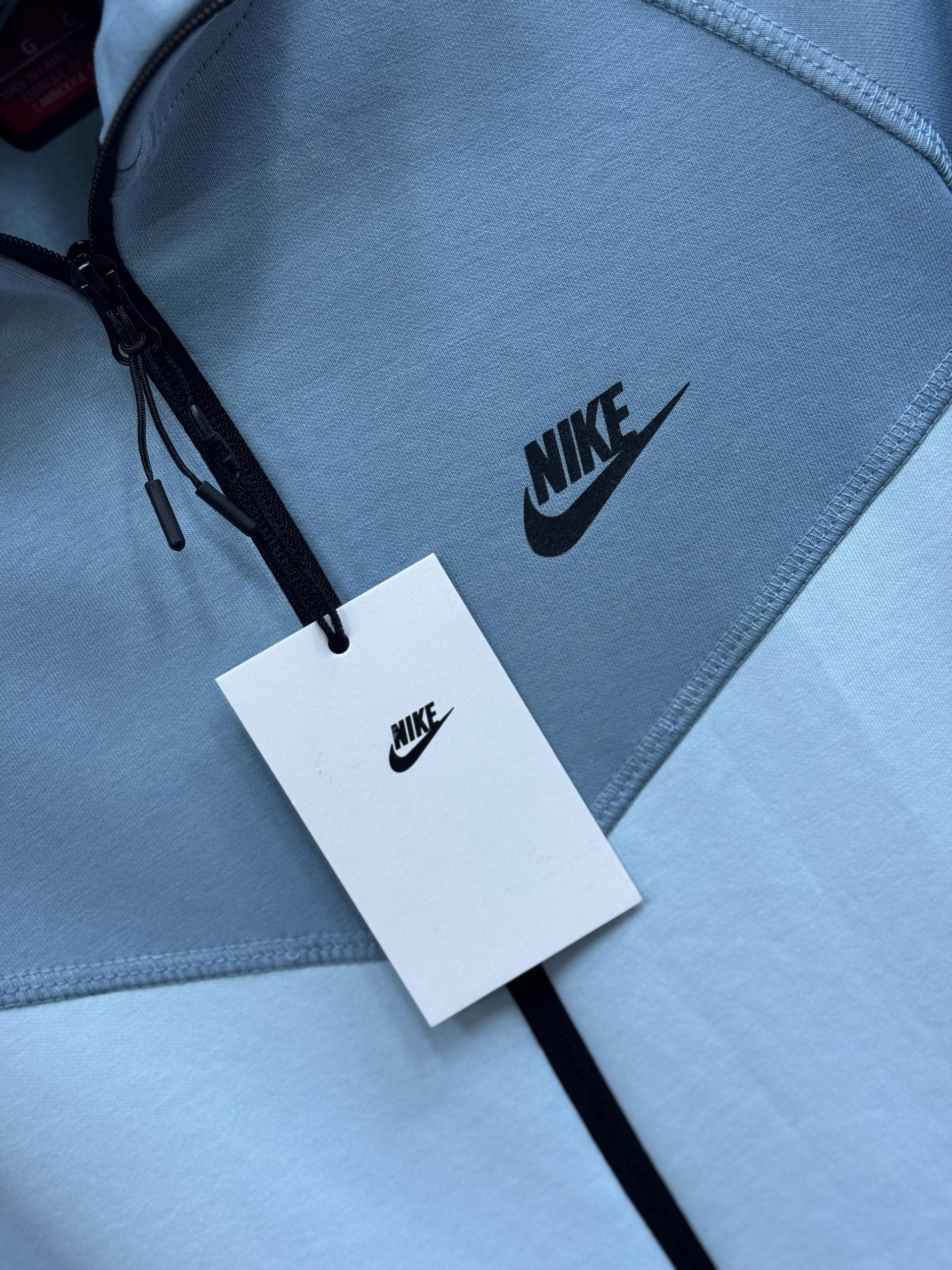 Chandal Nike Tech Fleece Azul Claro