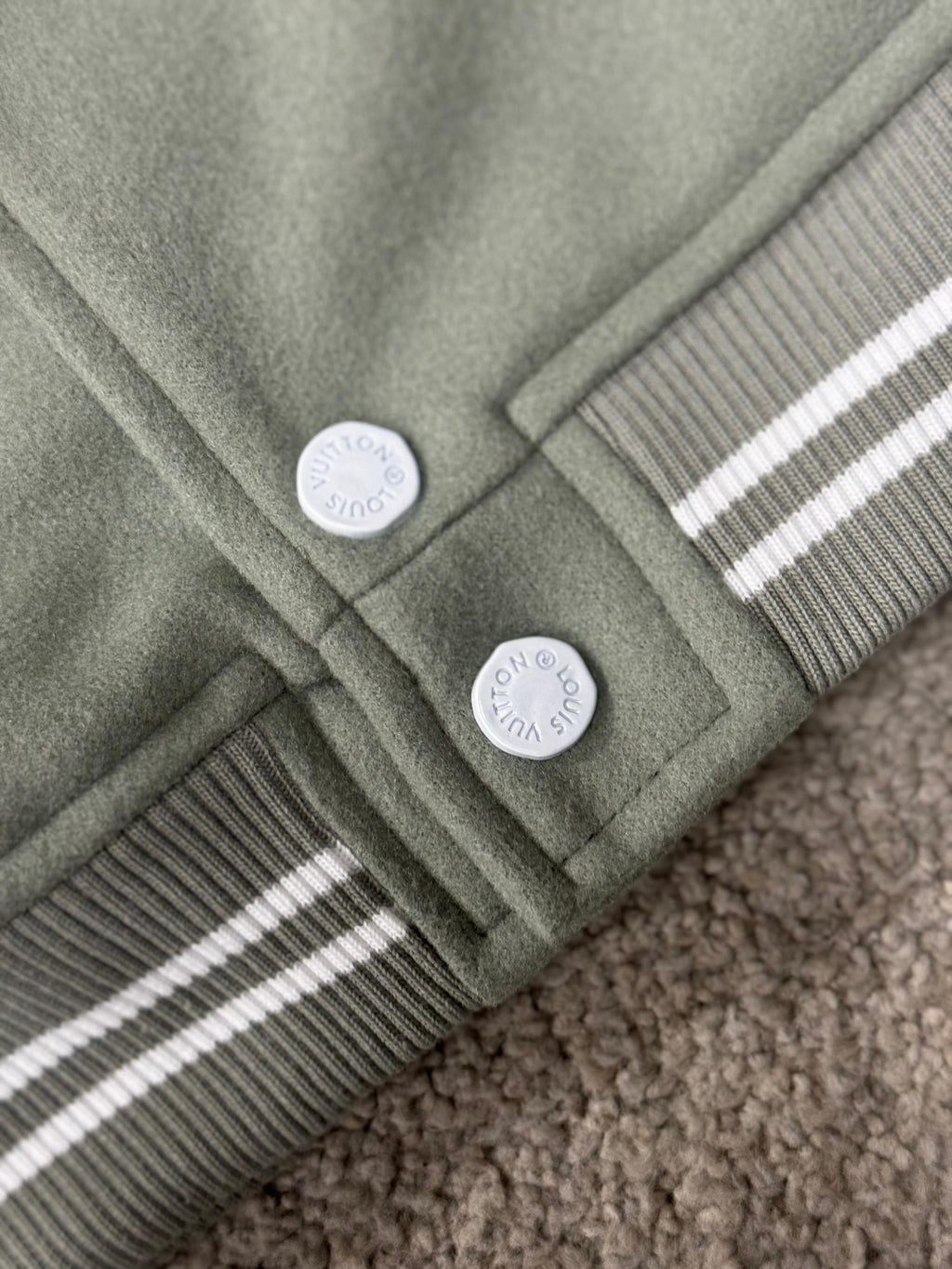 CHAQUETA LOUIS VUITTON MAX calidad