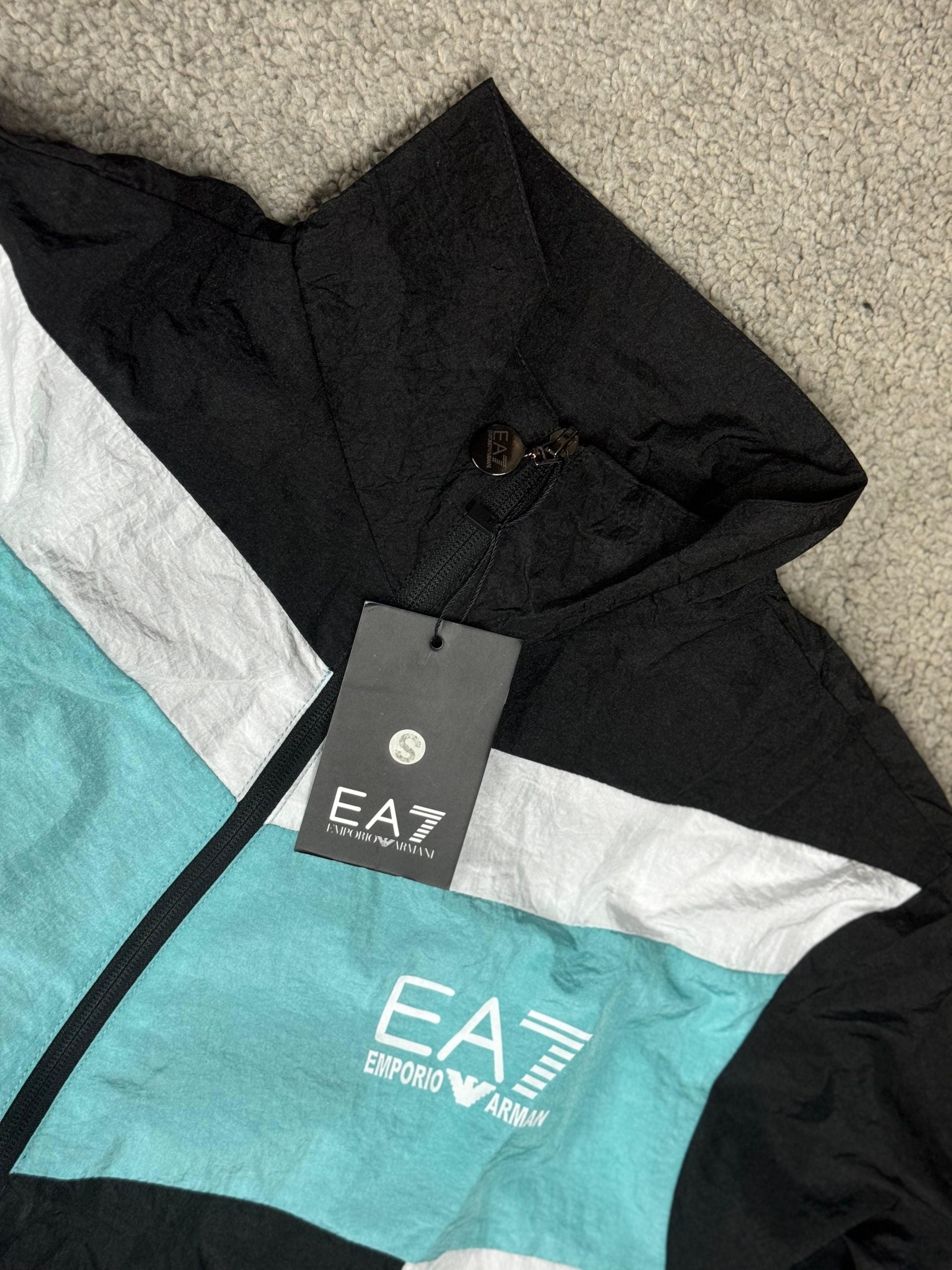 Chándal Emporio Armani Negro y Azul