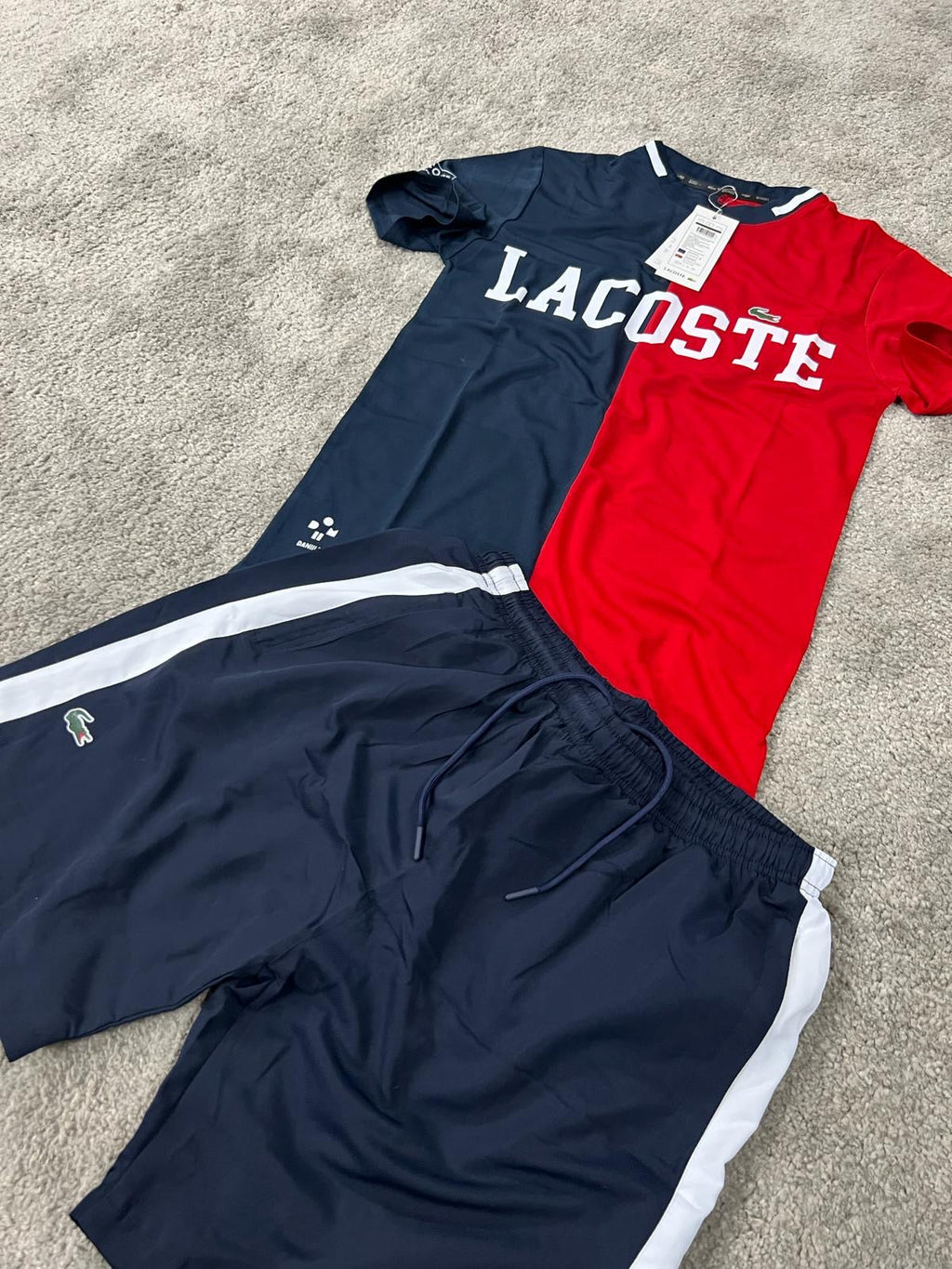 Conjunto verano lacoste negro y rojo