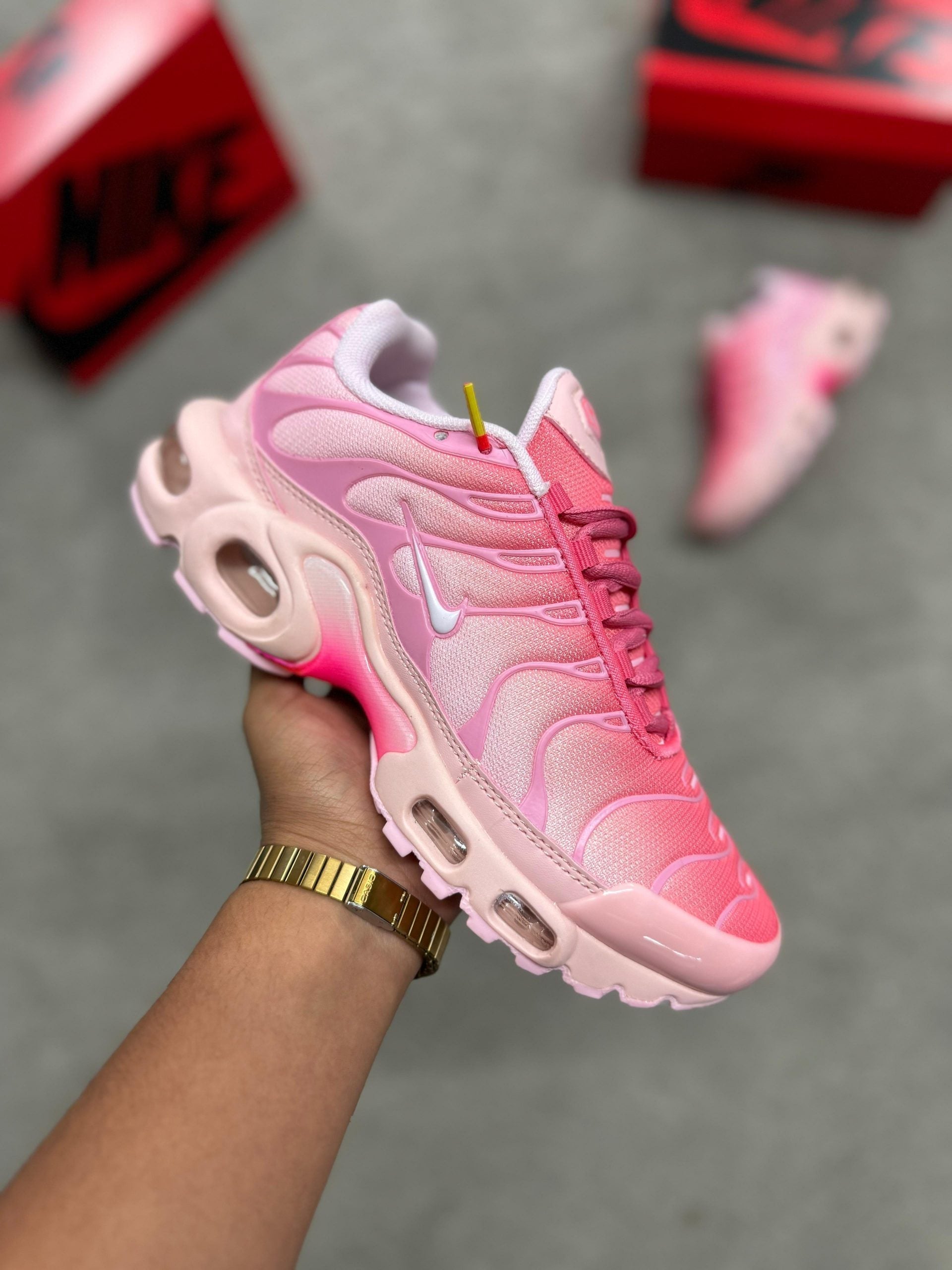 NIKE TN multicolor (MÁXIMA CALIDAD)